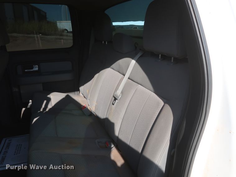 image for item HT9679 2013 Ford F150 XL  SuperCrew pickup truck