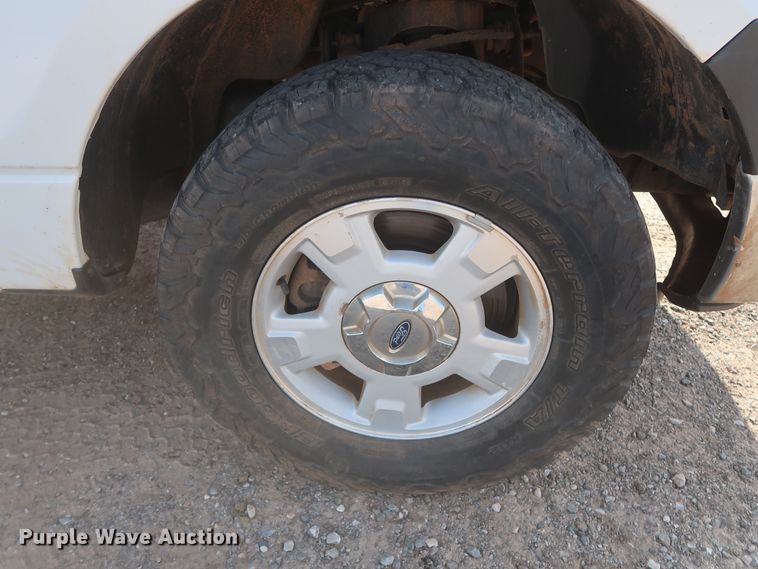 image for item HT9679 2013 Ford F150 XL  SuperCrew pickup truck