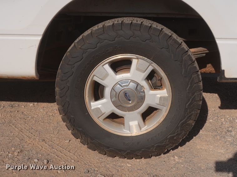 image for item HT9679 2013 Ford F150 XL  SuperCrew pickup truck