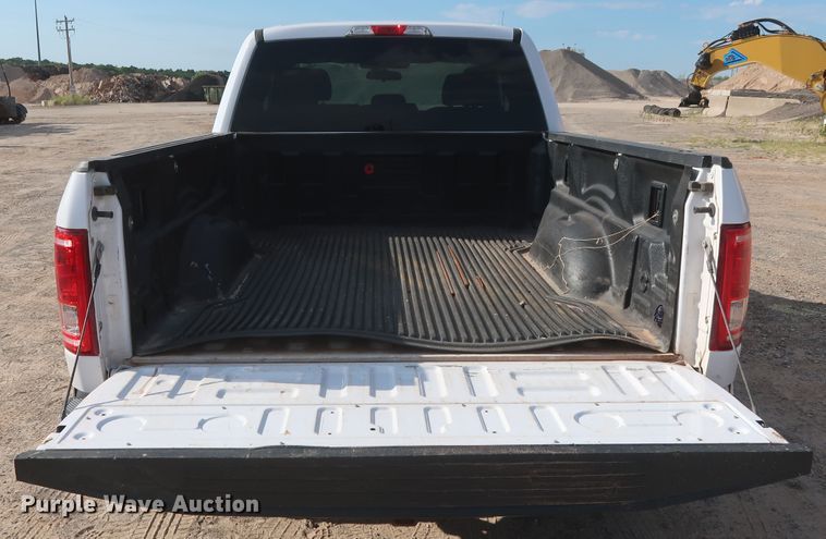 image for item HT9685 2015 Ford F150 XLT  SuperCab pickup truck