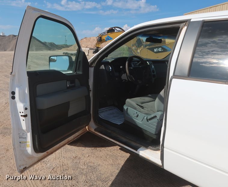 image for item HT9716 2014 Ford F150 XLT  SuperCab pickup truck