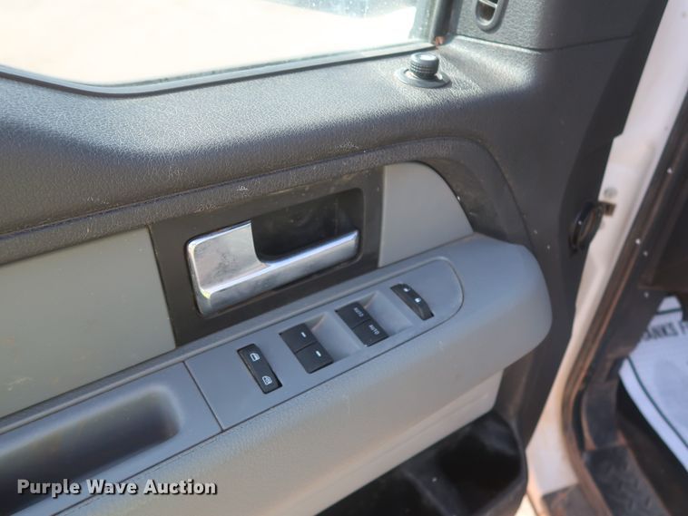 image for item HT9716 2014 Ford F150 XLT  SuperCab pickup truck