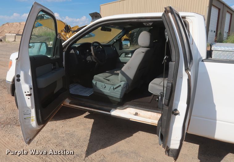 image for item HT9716 2014 Ford F150 XLT  SuperCab pickup truck