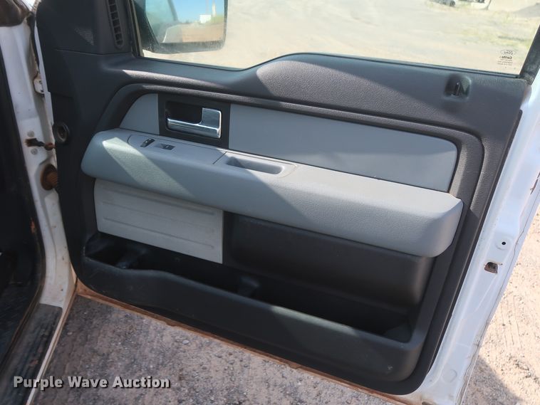 image for item HT9716 2014 Ford F150 XLT  SuperCab pickup truck