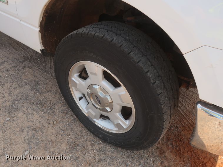 image for item HT9716 2014 Ford F150 XLT  SuperCab pickup truck