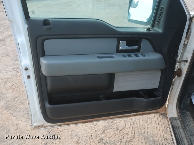 image for item HT9717 2013 Ford F150 XLT  SuperCab pickup truck