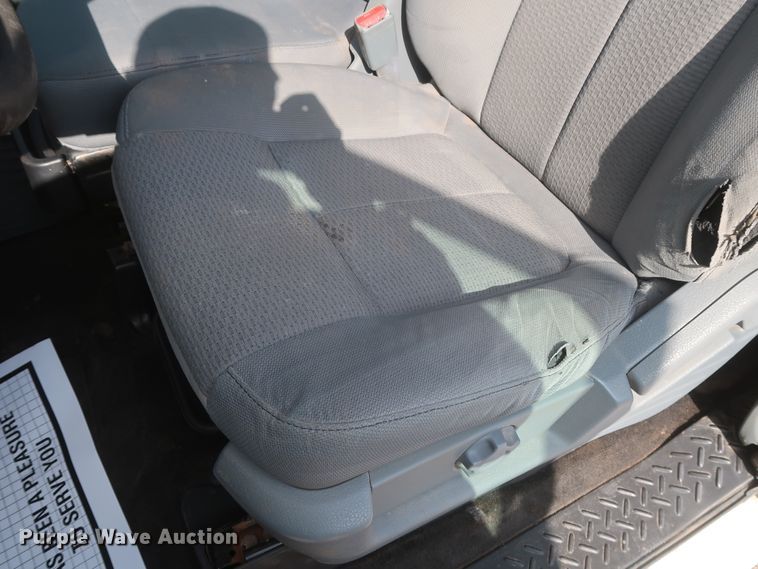 image for item HT9717 2013 Ford F150 XLT  SuperCab pickup truck