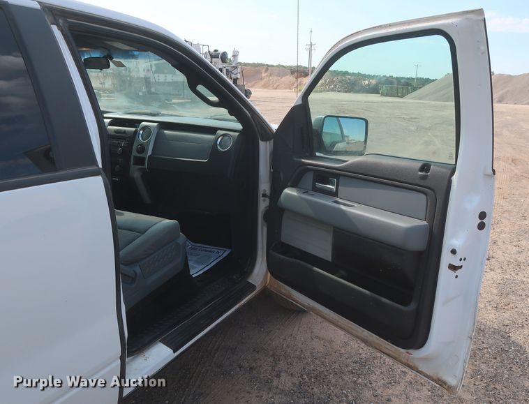 image for item HT9717 2013 Ford F150 XLT  SuperCab pickup truck