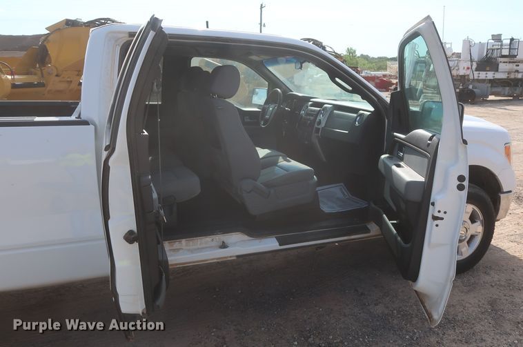 image for item HT9717 2013 Ford F150 XLT  SuperCab pickup truck