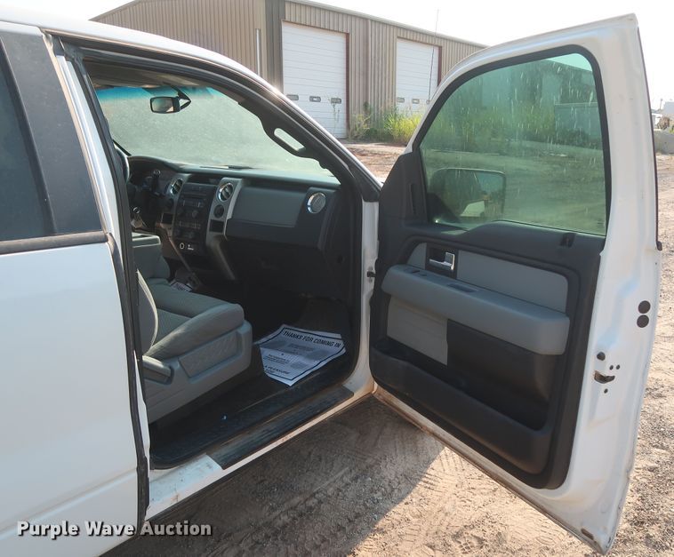 image for item HT9718 2012 Ford F150 XLT  SuperCab pickup truck