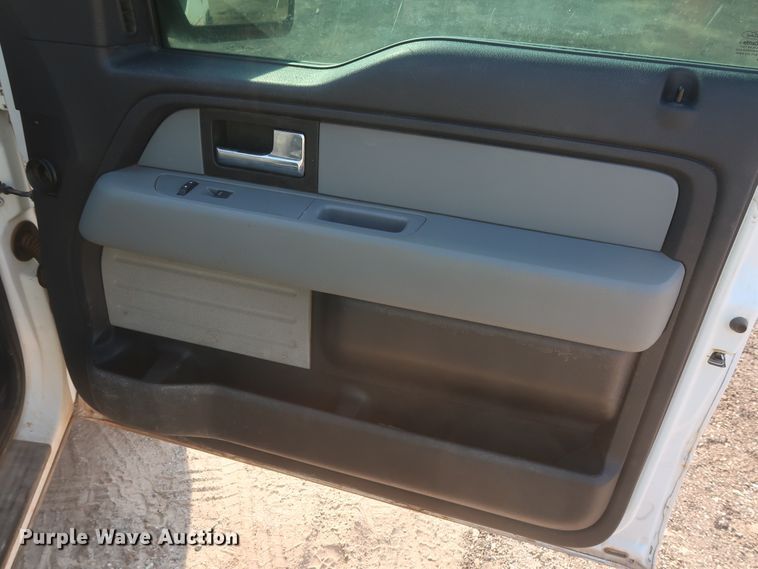 image for item HT9718 2012 Ford F150 XLT  SuperCab pickup truck