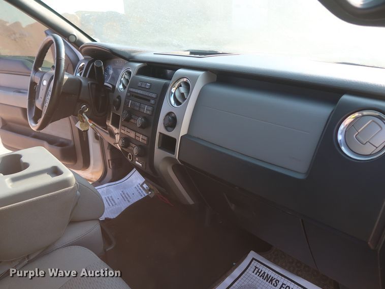 image for item HT9718 2012 Ford F150 XLT  SuperCab pickup truck