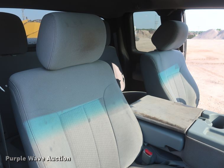 image for item HT9718 2012 Ford F150 XLT  SuperCab pickup truck