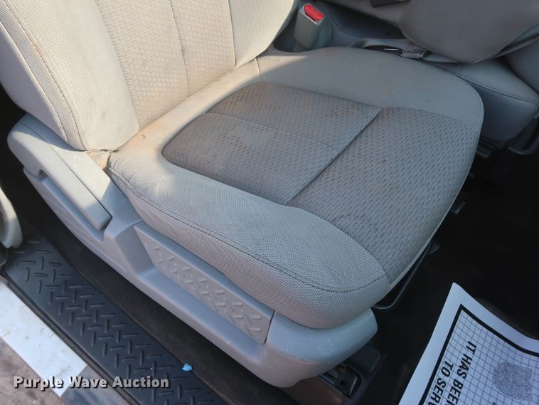 image for item HT9718 2012 Ford F150 XLT  SuperCab pickup truck