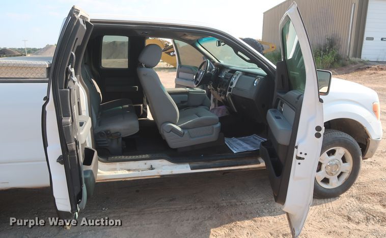 image for item HT9718 2012 Ford F150 XLT  SuperCab pickup truck