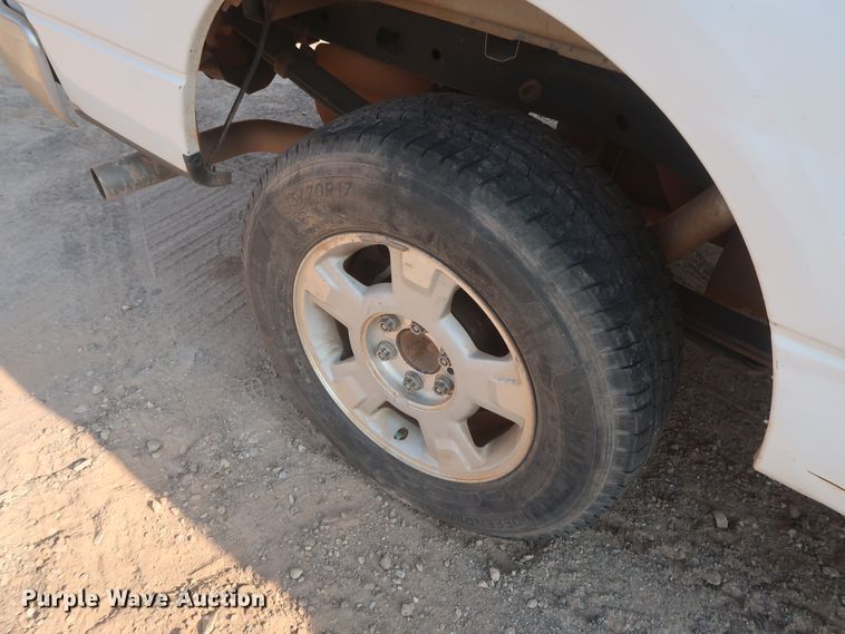 image for item HT9718 2012 Ford F150 XLT  SuperCab pickup truck