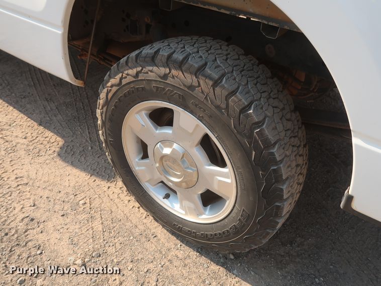 image for item HT9718 2012 Ford F150 XLT  SuperCab pickup truck