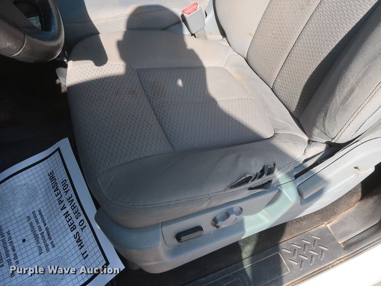 image for item HT9719 2013 Ford F150 XLT  SuperCrew pickup truck