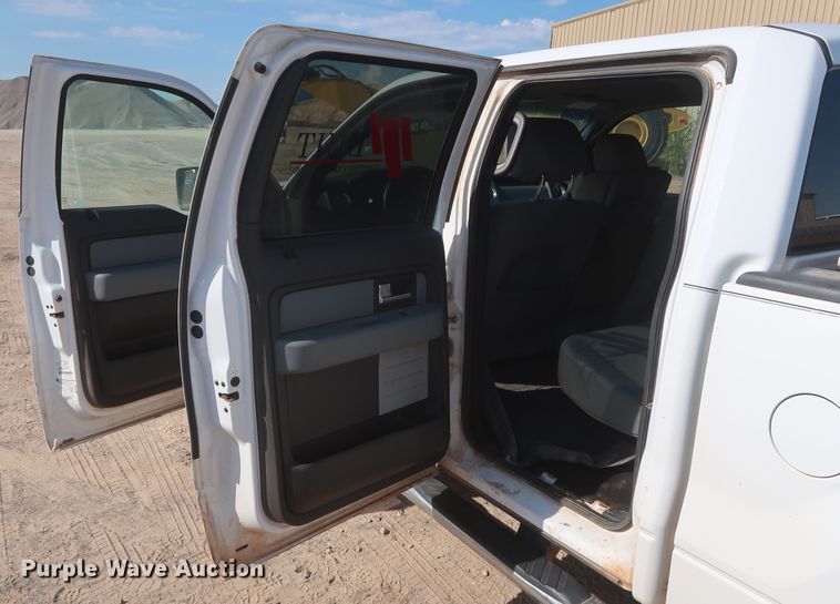 image for item HT9719 2013 Ford F150 XLT  SuperCrew pickup truck