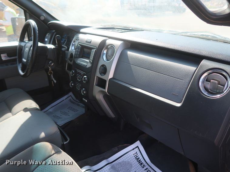 image for item HT9719 2013 Ford F150 XLT  SuperCrew pickup truck