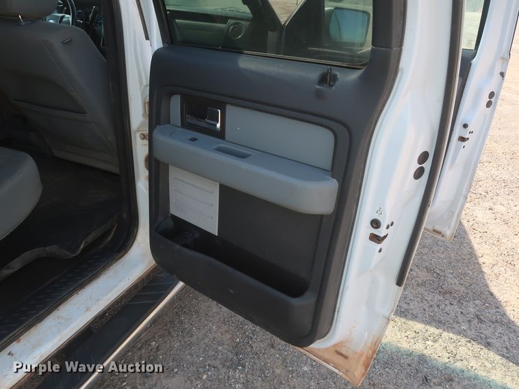 image for item HT9719 2013 Ford F150 XLT  SuperCrew pickup truck