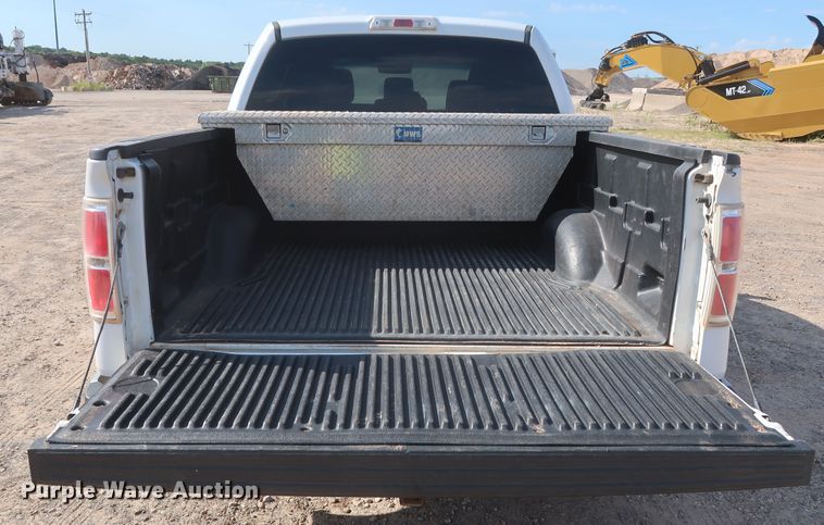 image for item HT9719 2013 Ford F150 XLT  SuperCrew pickup truck