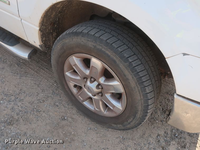 image for item HT9719 2013 Ford F150 XLT  SuperCrew pickup truck