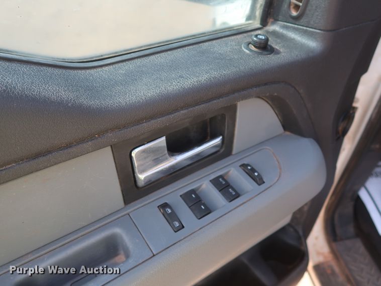 image for item HT9720 2013 Ford F150 XL  SuperCrew pickup truck