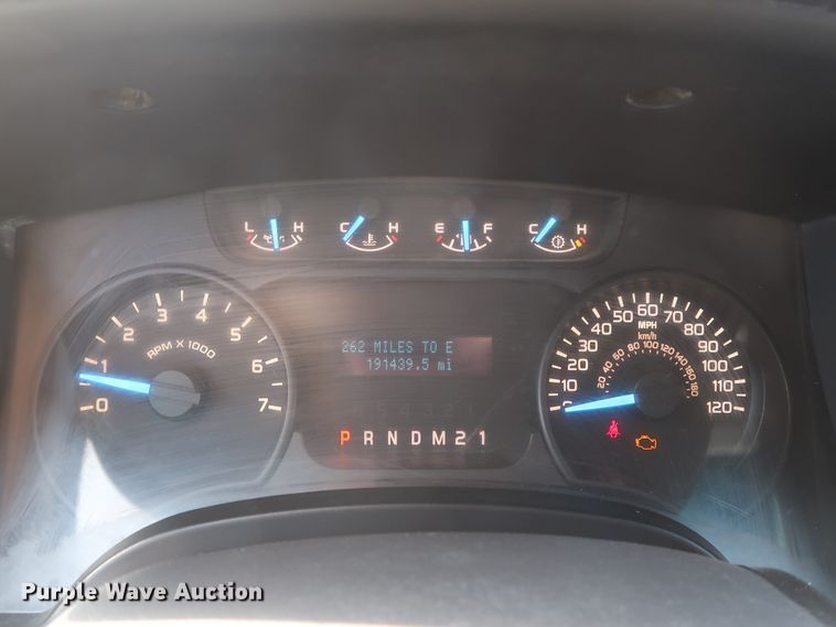 image for item HT9720 2013 Ford F150 XL  SuperCrew pickup truck