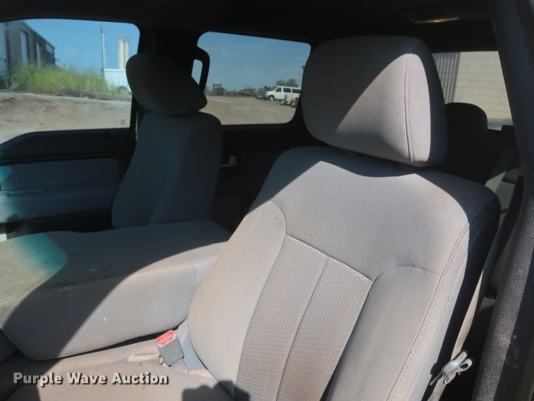 image for item HT9720 2013 Ford F150 XL  SuperCrew pickup truck