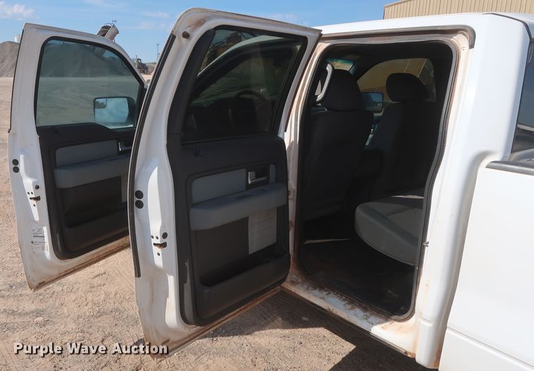 image for item HT9720 2013 Ford F150 XL  SuperCrew pickup truck