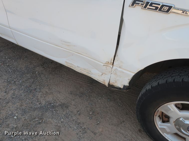 image for item HT9720 2013 Ford F150 XL  SuperCrew pickup truck