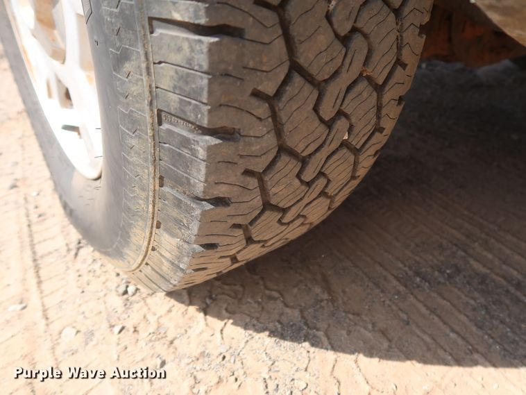 image for item HT9720 2013 Ford F150 XL  SuperCrew pickup truck