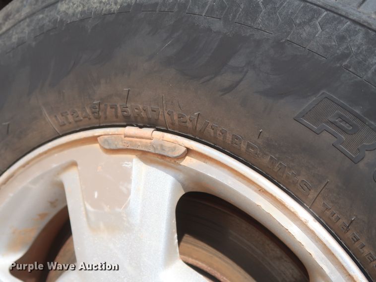 image for item HT9720 2013 Ford F150 XL  SuperCrew pickup truck