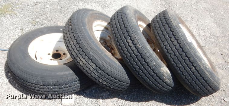 image for item HT9742 (4) 205/90R15 tires and wheels