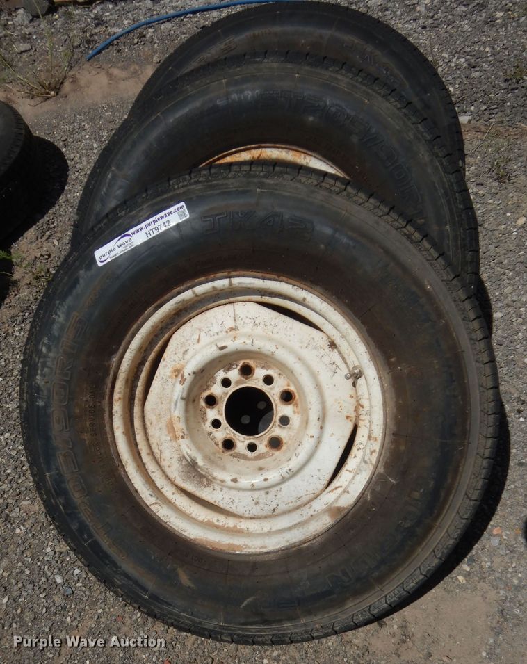 image for item HT9742 (4) 205/90R15 tires and wheels