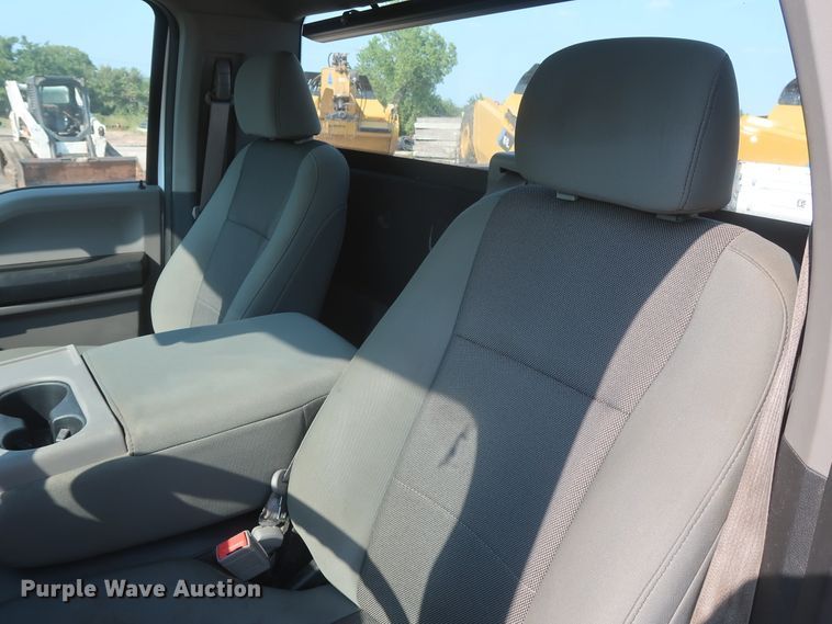 image for item HT9748 2018 Ford F150 XL  pickup truck