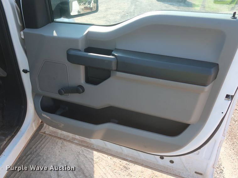 image for item HT9748 2018 Ford F150 XL  pickup truck