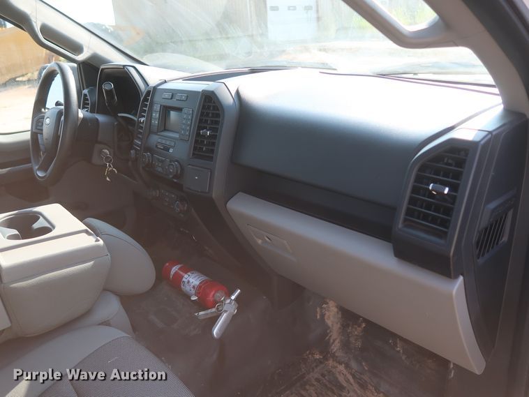 image for item HT9748 2018 Ford F150 XL  pickup truck