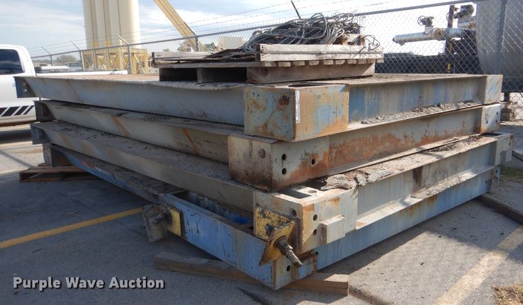 image for item HY9485 Fairbanks scale