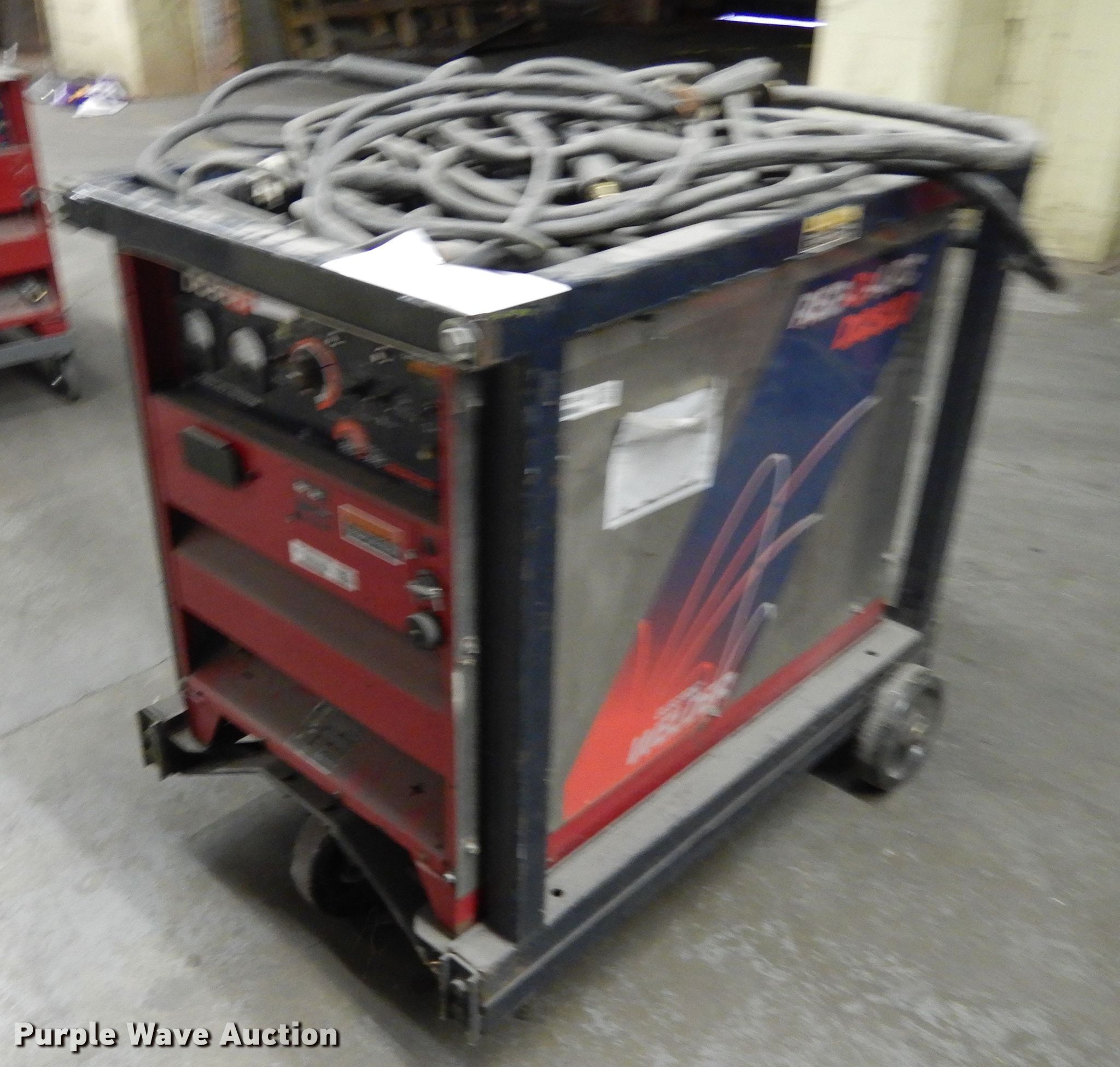 Reddarc DC600 welder in Topeka, KS Item DI7648 sold Purple Wave