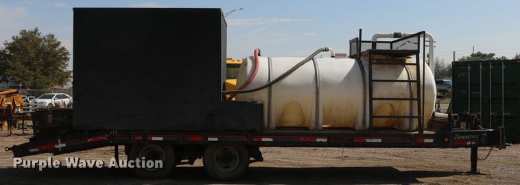 image for item DD6141 2000 Interstate 20DT equipment trailer with mixing system