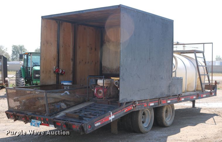image for item DD6141 2000 Interstate 20DT equipment trailer with mixing system