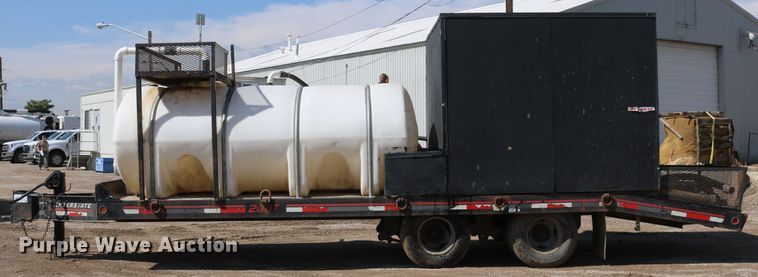 image for item DD6141 2000 Interstate 20DT equipment trailer with mixing system