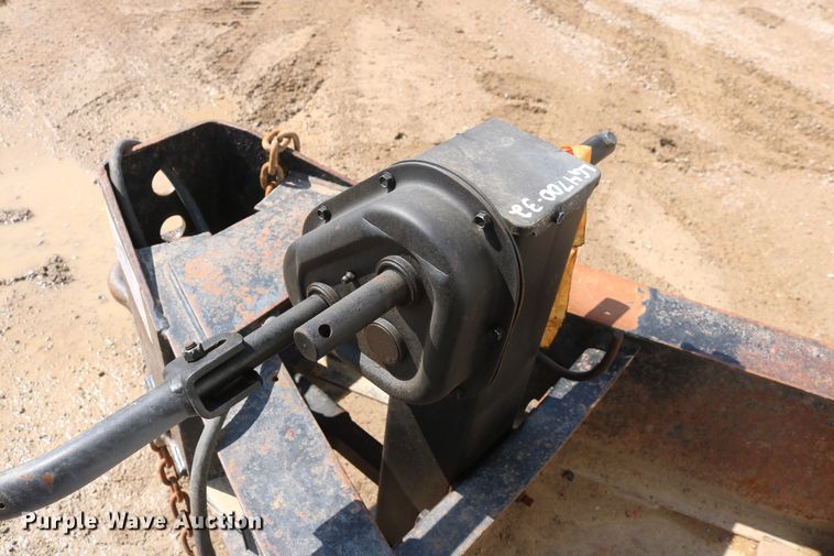 image for item DD6141 2000 Interstate 20DT equipment trailer with mixing system