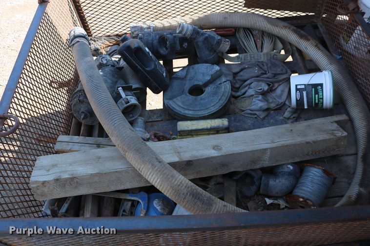 image for item DD6141 2000 Interstate 20DT equipment trailer with mixing system