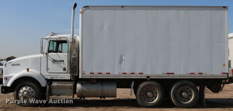 image for item DD6142 1995 Kenworth T800  box truck with mixing system