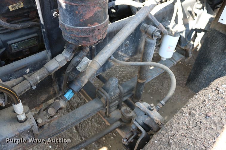 image for item DD6142 1995 Kenworth T800  box truck with mixing system