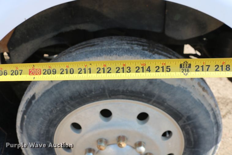 image for item DD6142 1995 Kenworth T800  box truck with mixing system