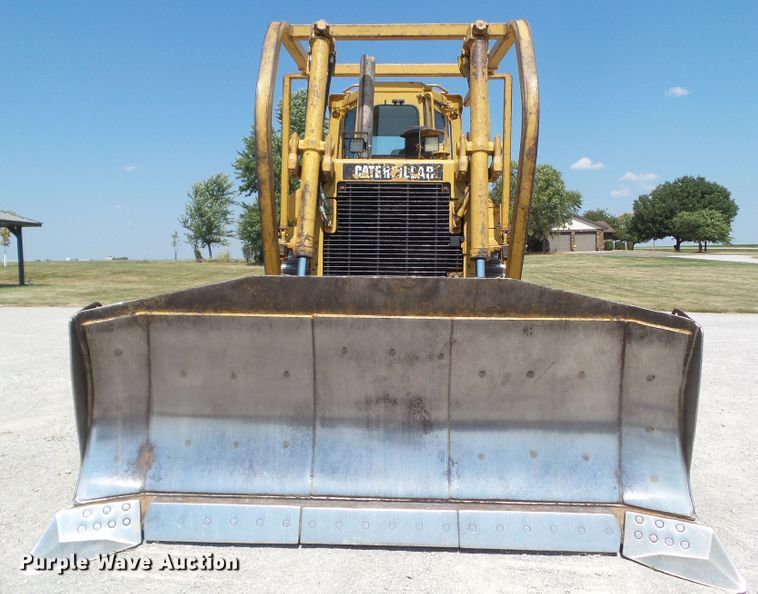 image for item DF0875 1987 Caterpillar D7H  dozer